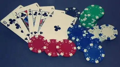 o3q slot မိုဘိုင်းအက်ပ် Myanmar ဂိမ်းကစားနေသောမြင်ကွင်း
